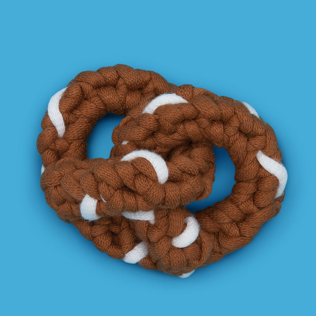 Tiny_Pretzel_Retouched